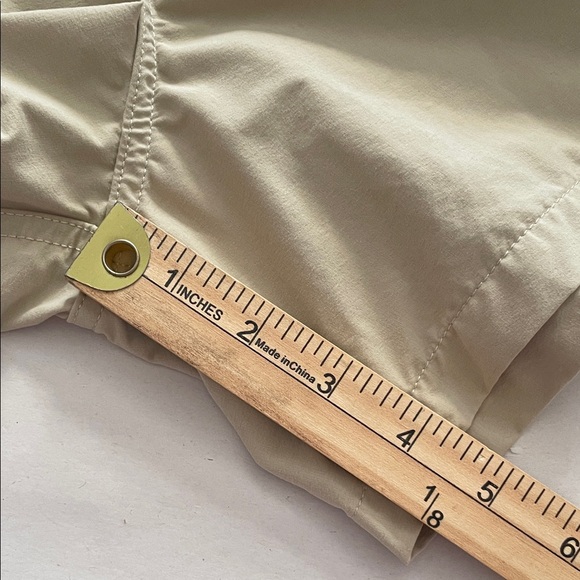 Patagonia Outdoor Everyday shorts, Size Small - Picture 3 of 11